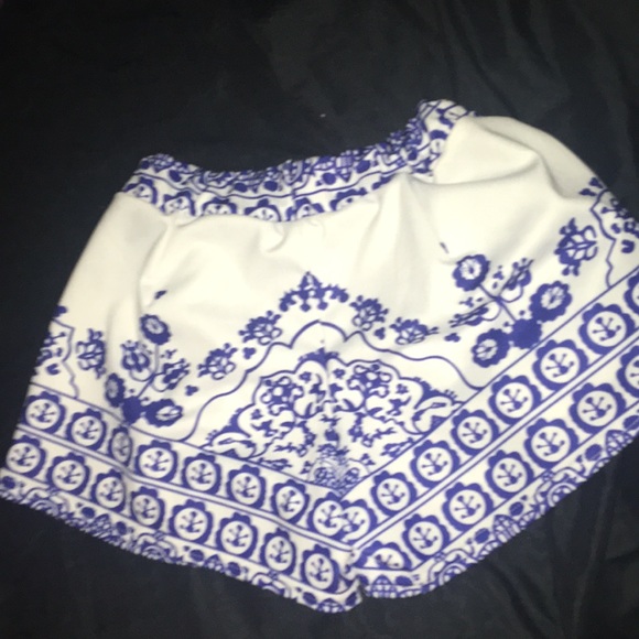 Shorts - Picture 2 of 2